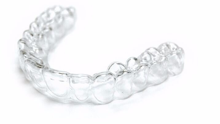 Shapeable Invisible Braces Teeth Whitening Gel Tool
